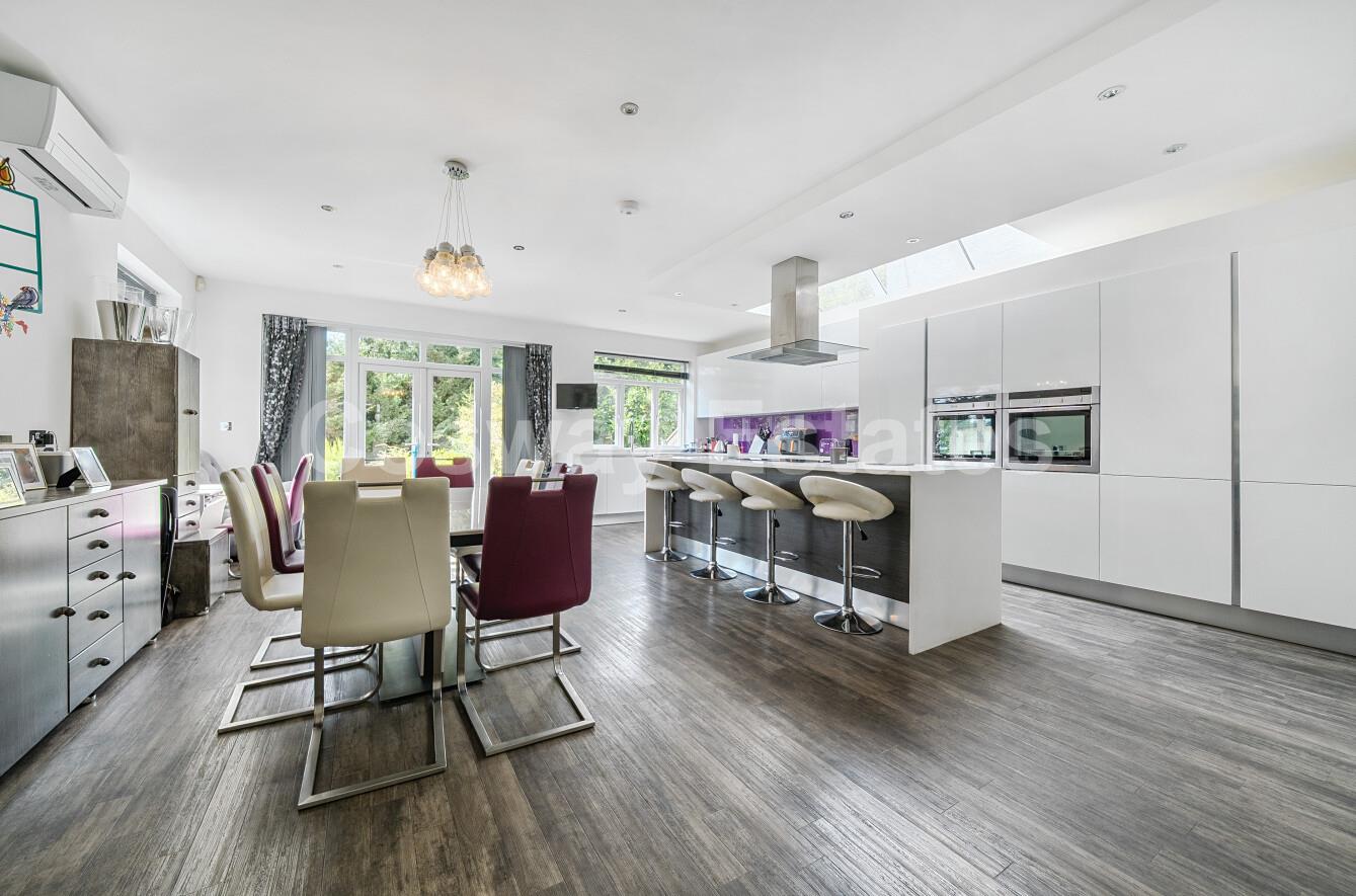 Hillside Grove, Mill Hill, NW7, London